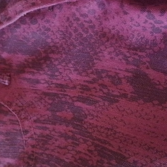 2/$10 😁VS Siren Jeans - Picture 3 of 9